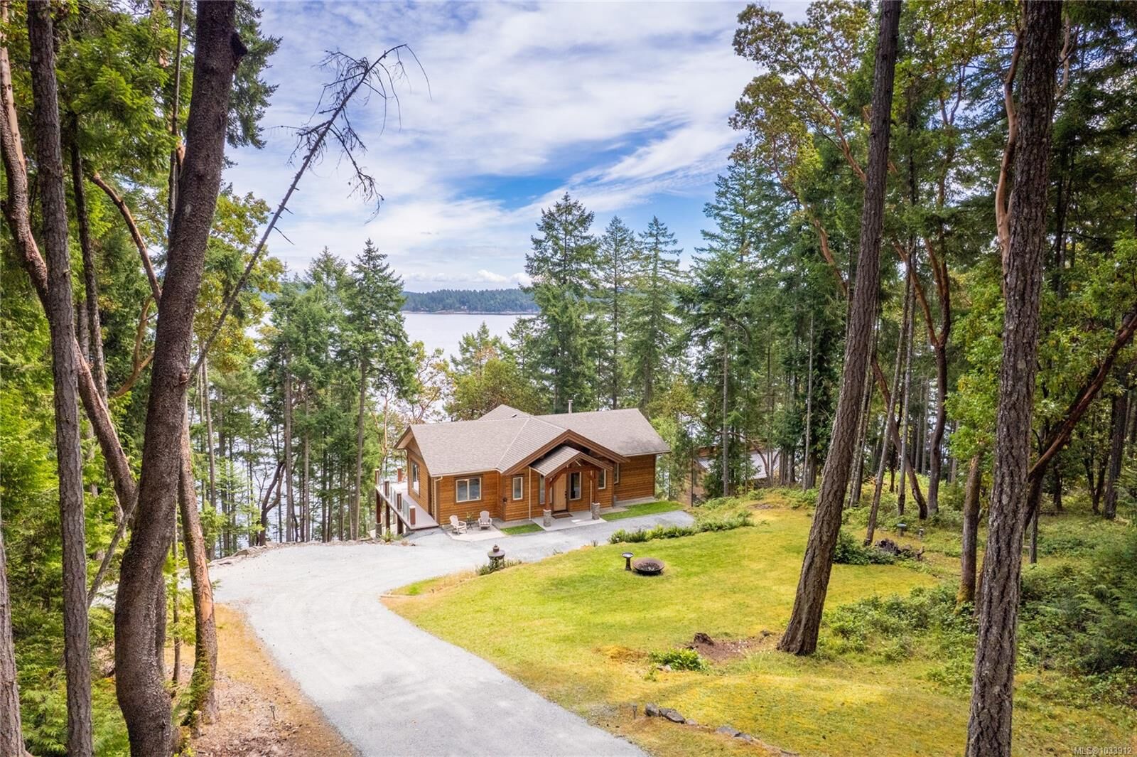 Property Photo:  144 Sunrise Point Rd  BC V0R 2Y0 