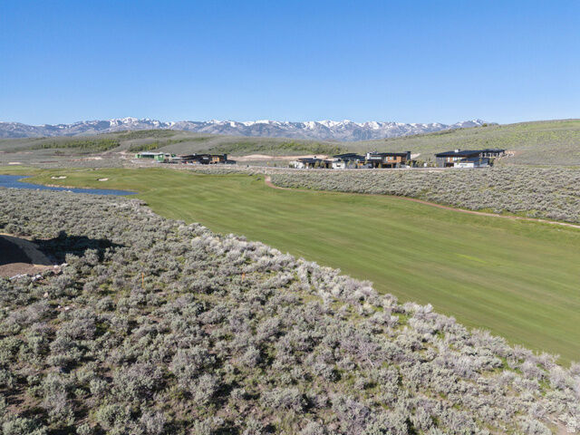 Property Photo:  5961 Golf Club Link 6  UT 84098 