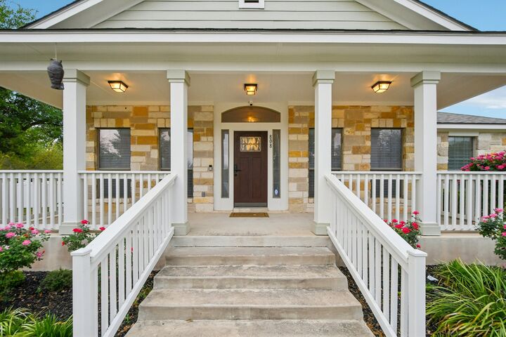 Property Photo:  808 Great Sand Dunes Avenue  TX 78660 