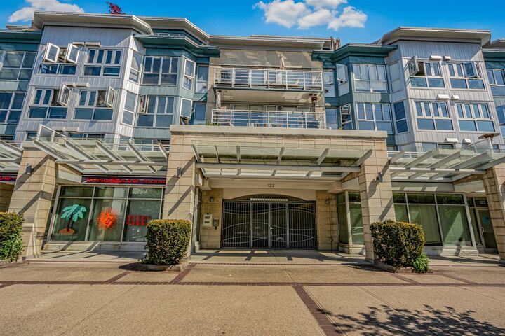 Property Photo: 122 E 3rd Street 207 BC V7L 1E6