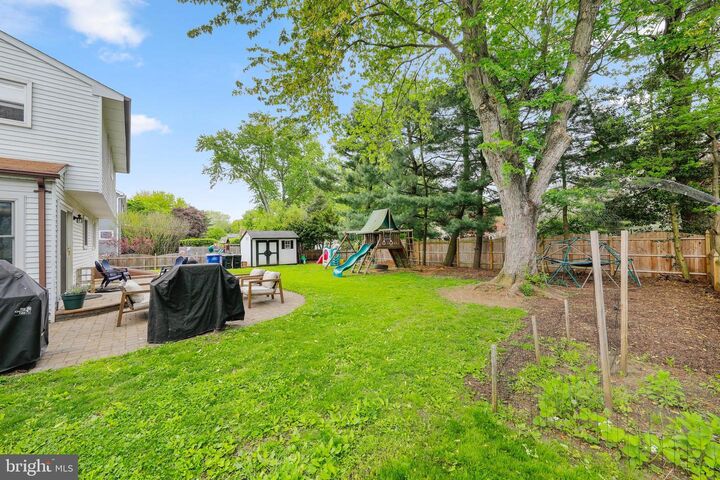 Property Photo: 511 Perry Dr. NJ 08054