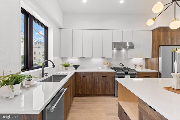 Property Photo:  269 Delmar Street  PA 19128 
