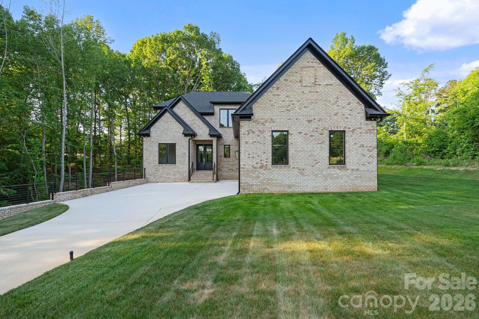 Property Photo: 3204 Chancellor Lane NC 28110