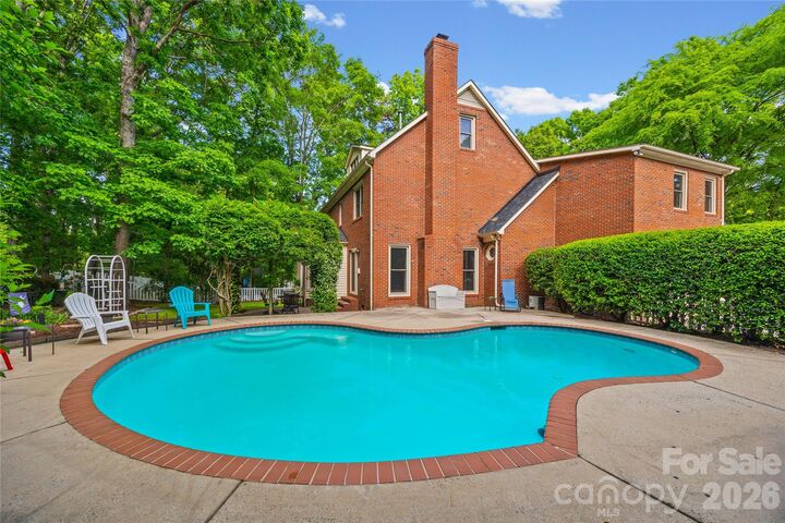 Property Photo: 1596 Old Tara Lane SC 29708