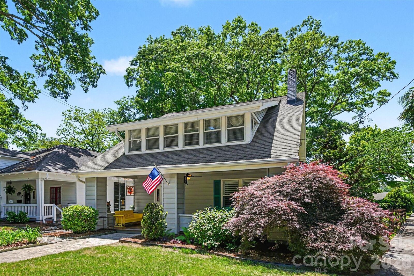 Property Photo:  415 W 5th Avenue  NC 28052 