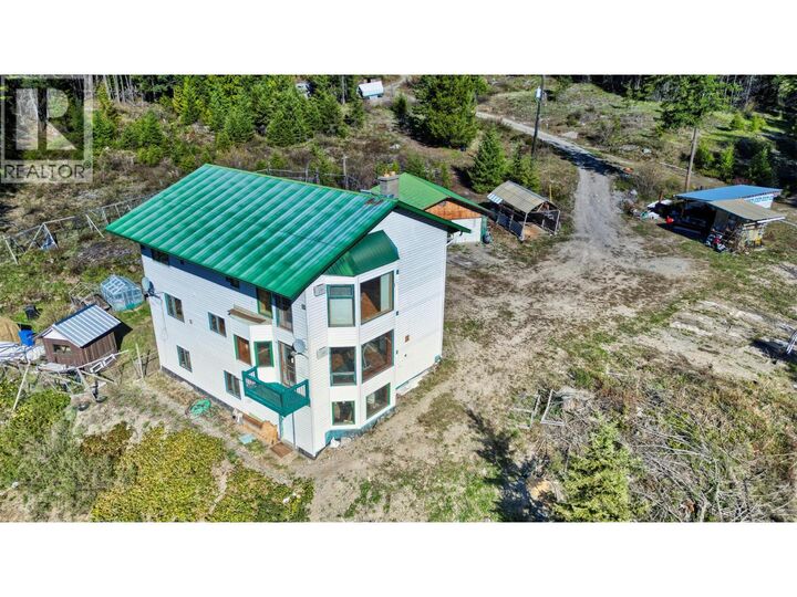 Property Photo:  6050 Athelston-Hartford Road  BC V0H 1H5 