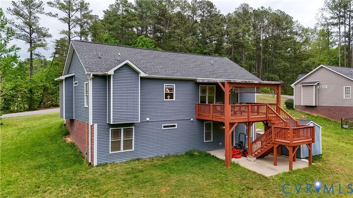 Property Photo:  208 Thomas Circle  VA 23901 