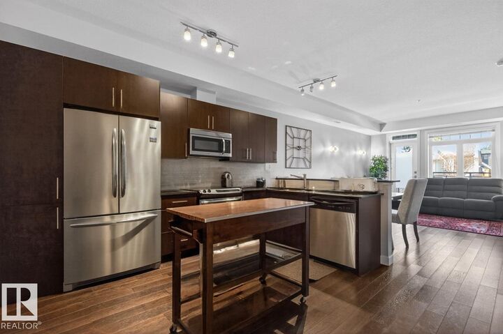 Property Photo: 10811 72 Avenue NW 102 AB T6E 1A4