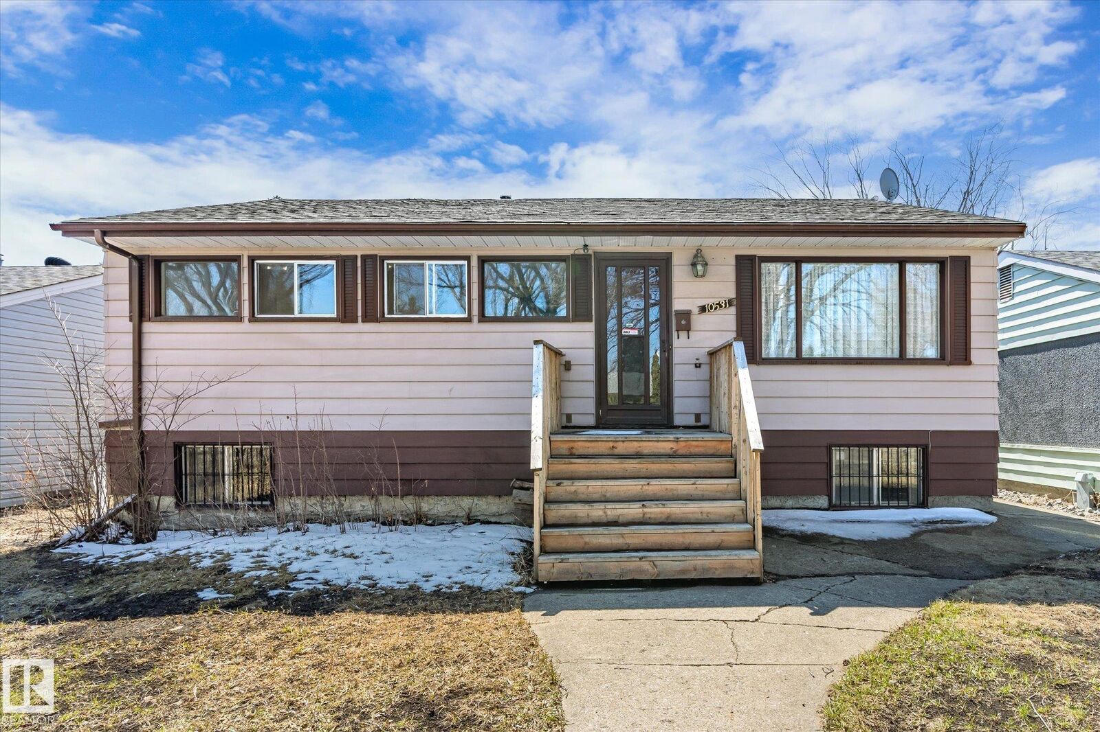 Property Photo:  10531 128 Avenue NW  AB T5E 0J2 