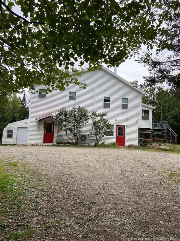 212 Route 735 — photo 1