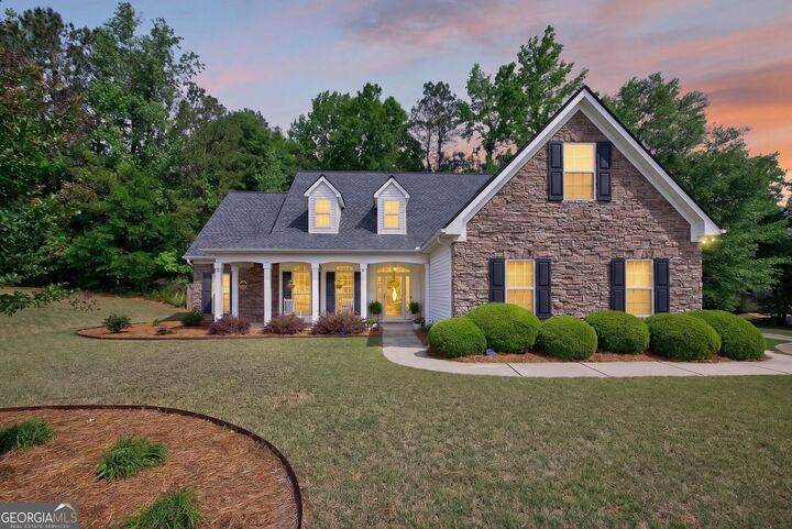 Property Photo:  101 Peyton Court  GA 30276 