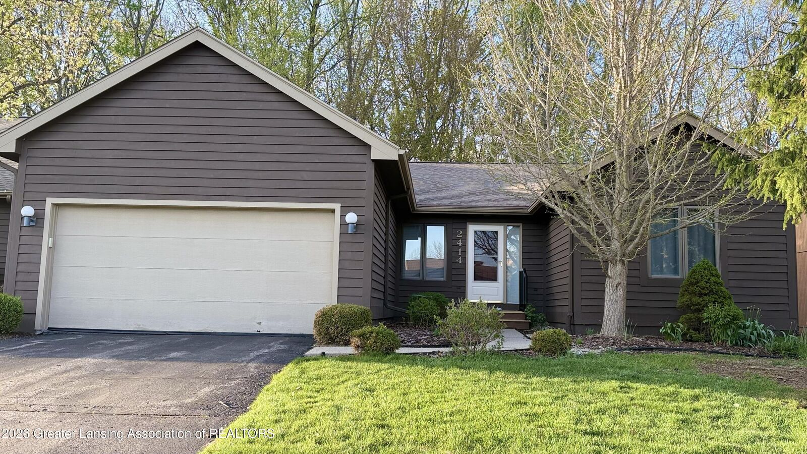Property Photo:  2414 Emerald Lake Drive  MI 48823 
