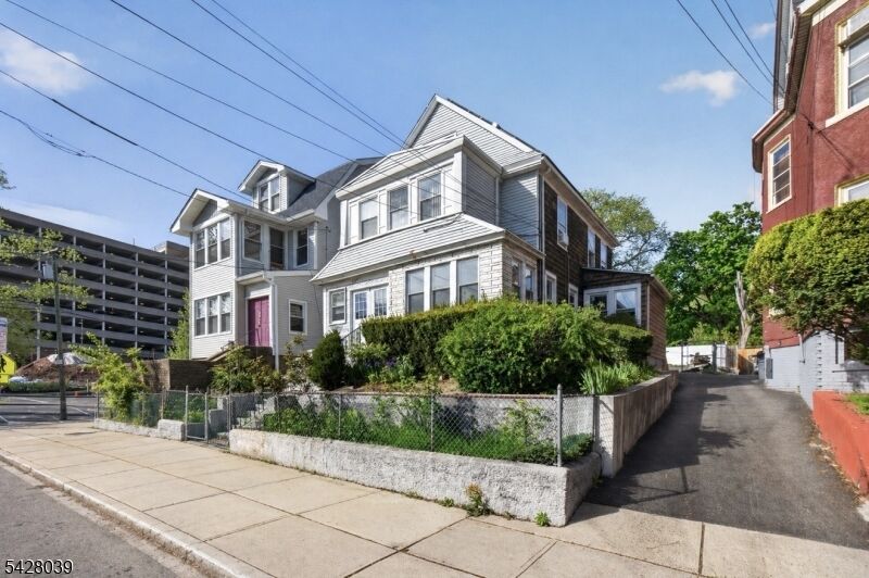 Property Photo:  127 Lyons Ave  NJ 07112 