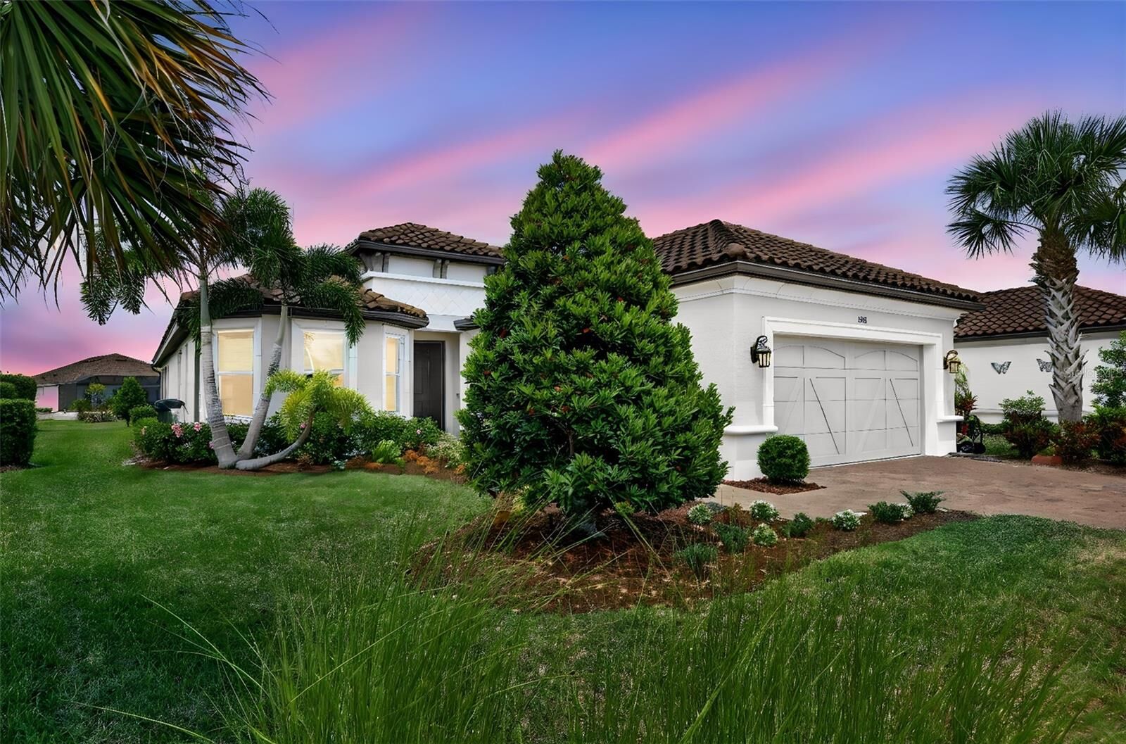 Property Photo:  5238 Morey Farms Loop  FL 34221 