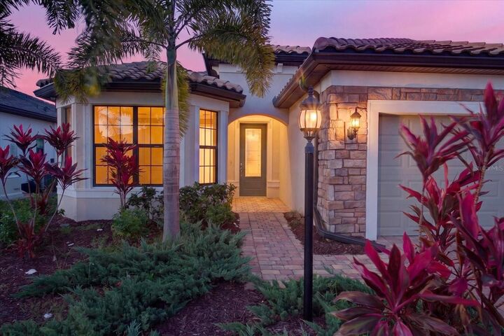 Property Photo:  18025 Harwich Place  FL 34202 