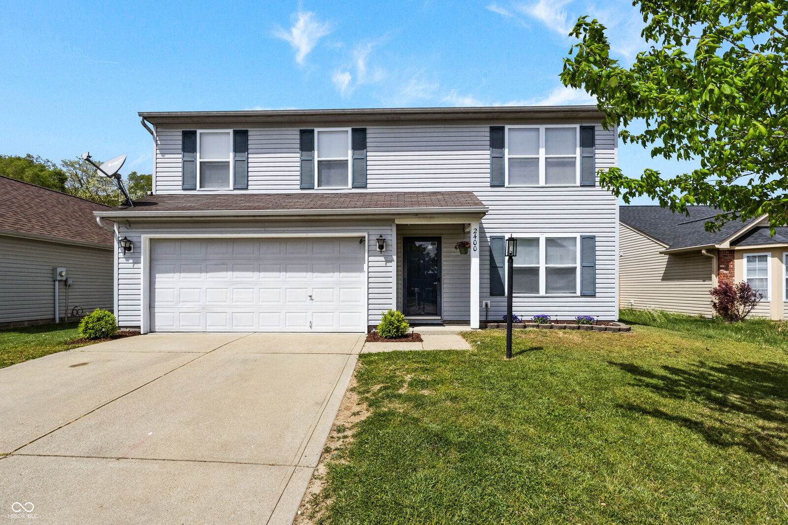 Property Photo:  2400 Lakecrest Drive  IN 47201 