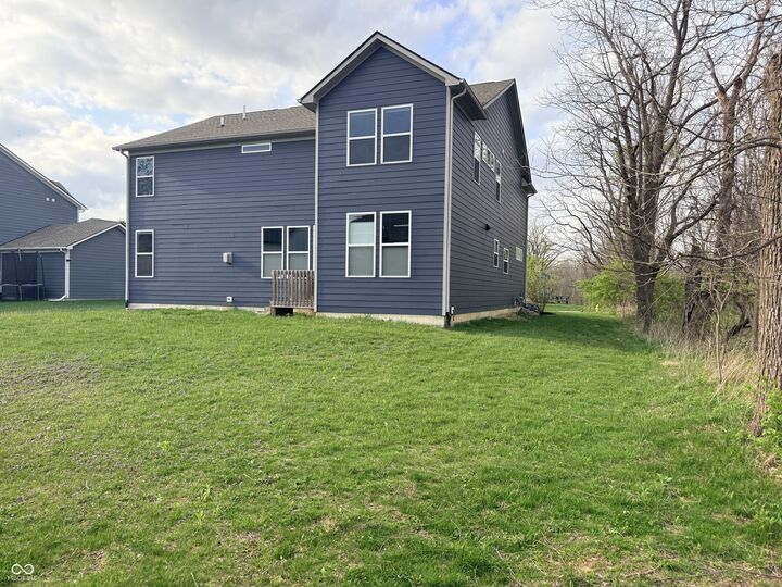 Property Photo: 5358 Forest Glen Drive IN 46112