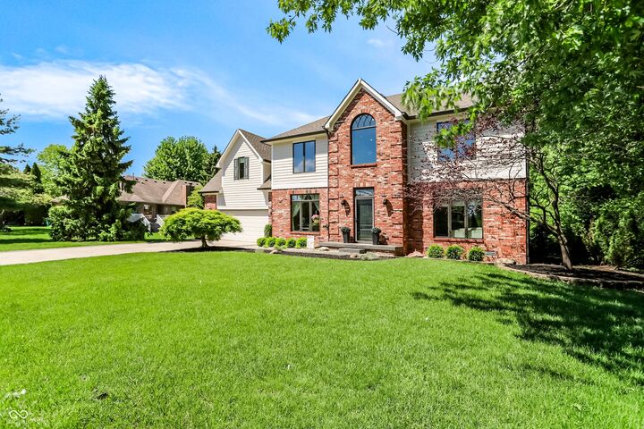 Property Photo:  1159 Paris Drive  IN 46131 