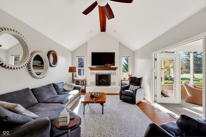 Property Photo:  1426 Stonemill Circle S  IN 46032 