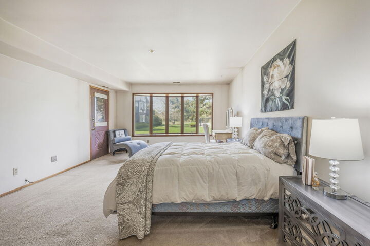 Property Photo:  8900 N Park Plaza Ct 112  WI 53223 