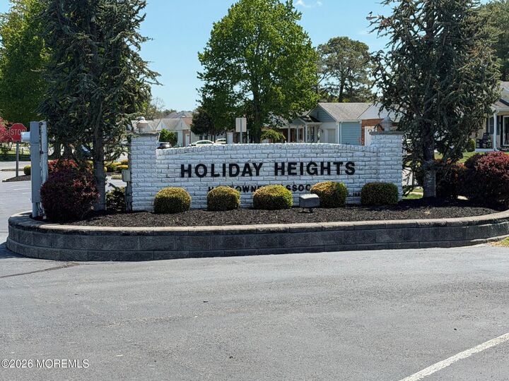 Property Photo:  75 Chesterfield Lane  NJ 08757 