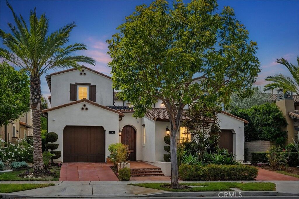 Property Photo: 118 Retreat CA 92603