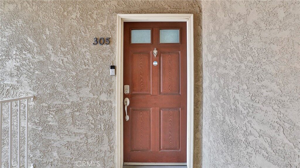 Property Photo: 2320 Del Mar Way 305 CA 92882