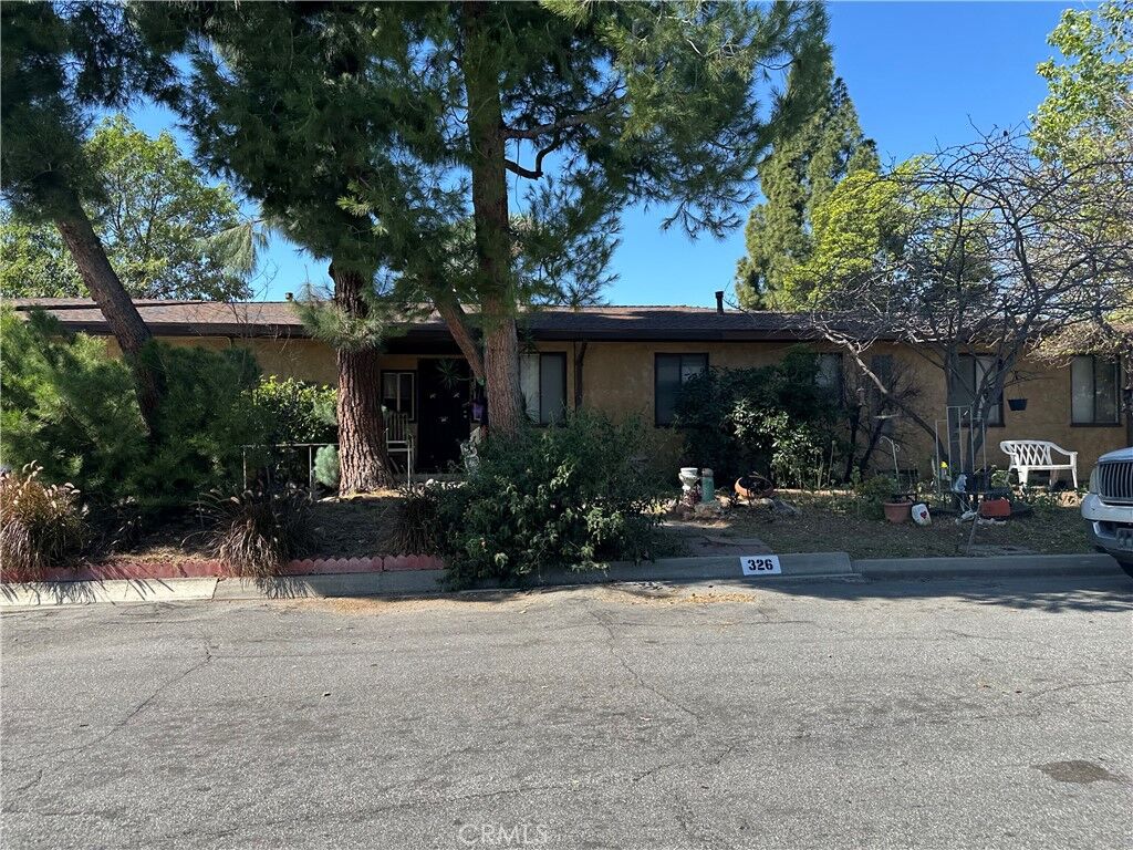 Property Photo:  326 E Colorado  CA 91006 
