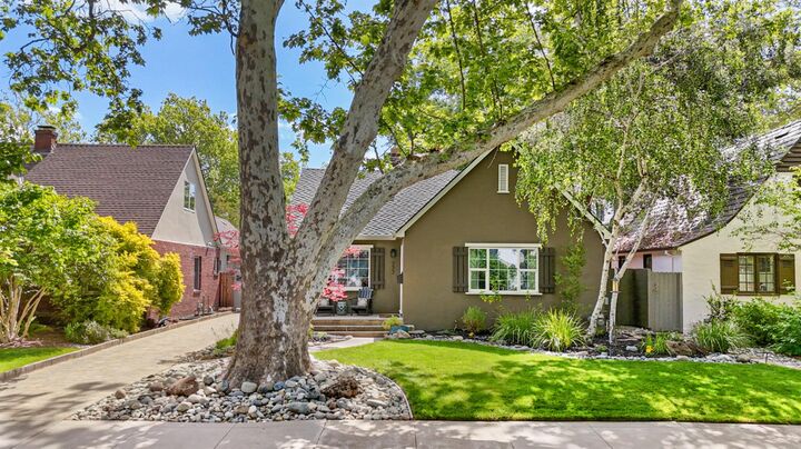 Property Photo:  733 35th Street  CA 95816 