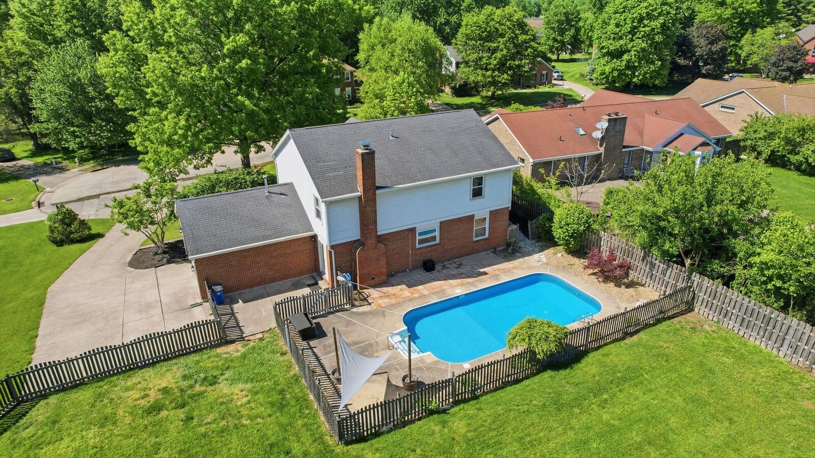 Property Photo:  1229 Darvyville Drive  KY 41042 