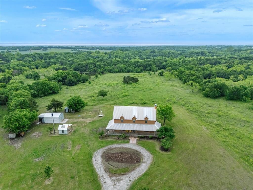 Property Photo:  750 Lyons Road  TX 75119 