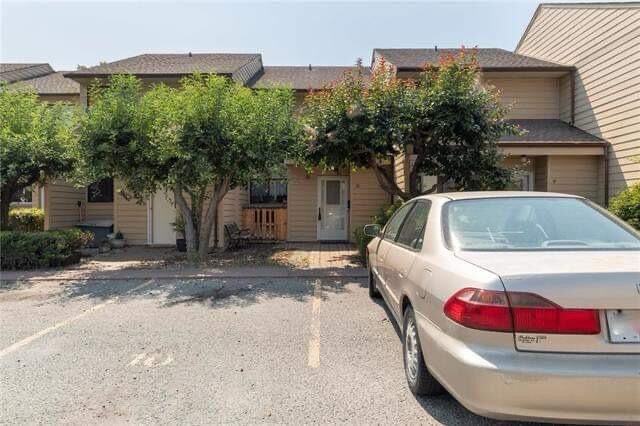 Property Photo: 5300 25th Avenue 10 BC V1T 6R4