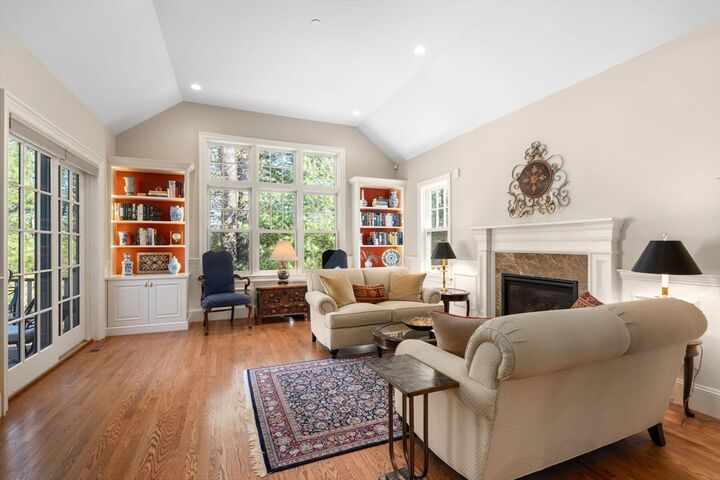 Property Photo:  12 Fillmore Place 12  MA 02493 