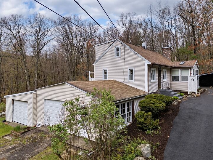 Property Photo: 185 N Monson Rd MA 01036