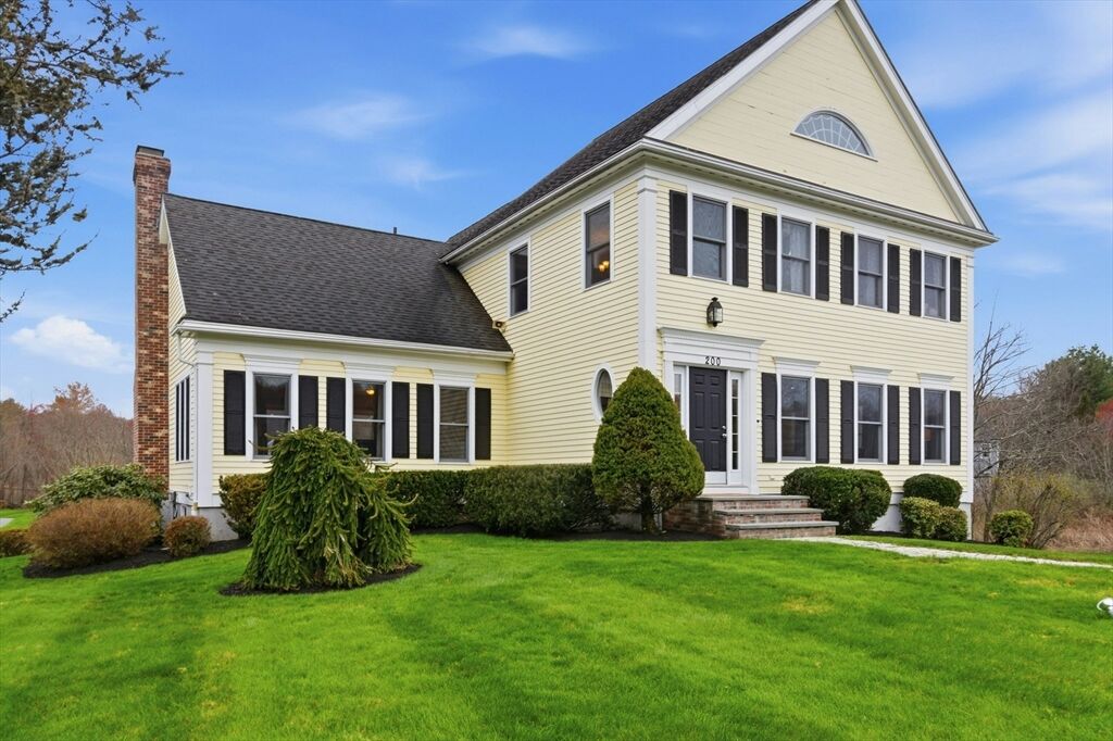 Property Photo:  200 Maple  MA 01775 