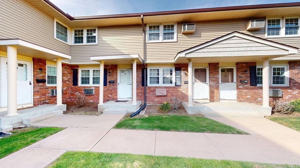 Property Photo:  420 Main Street 71  MA 01001 