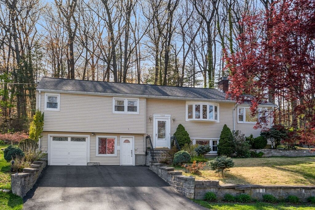 Property Photo:  164 Lockland Ave  MA 01701 