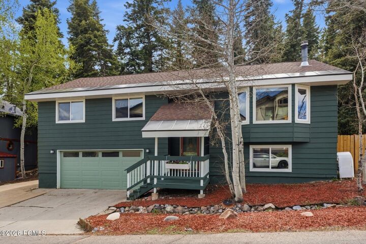 Property Photo: 575 Aspen Drive UT 84098