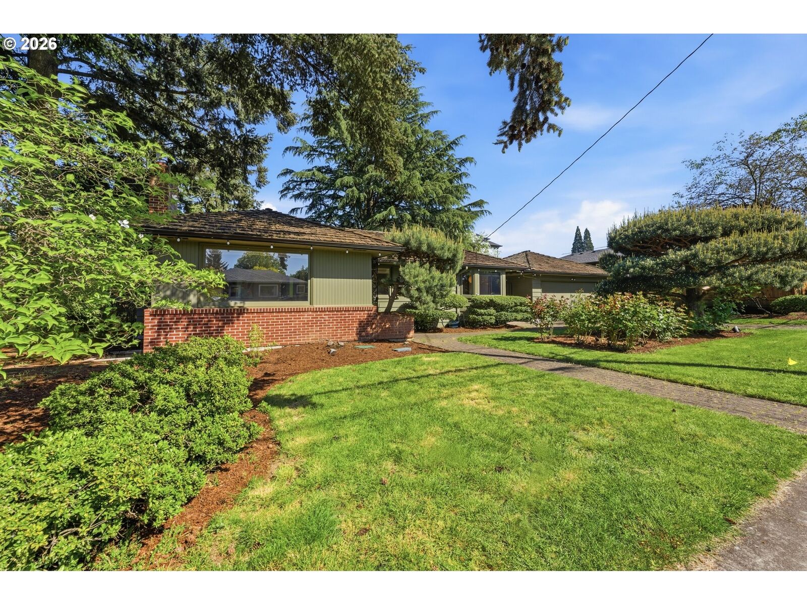 Property Photo:  2730 SE 66th Ave  OR 97206 
