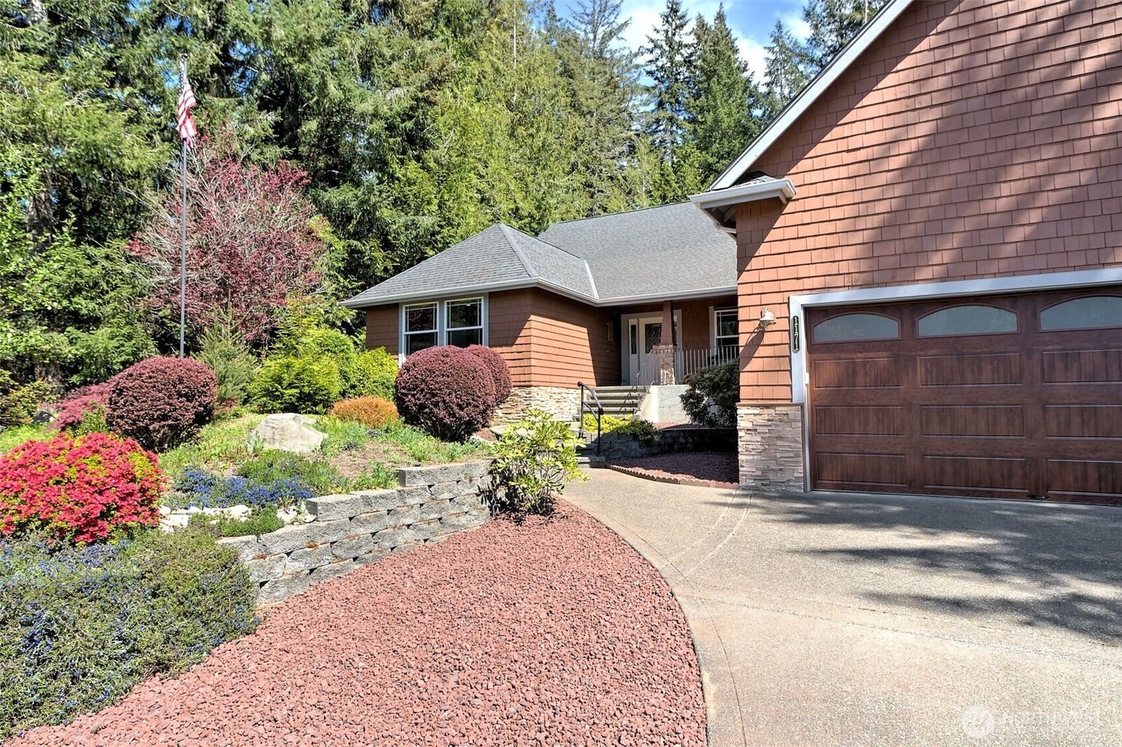 Property Photo: 1171 E Old Ranch Road WA 98524