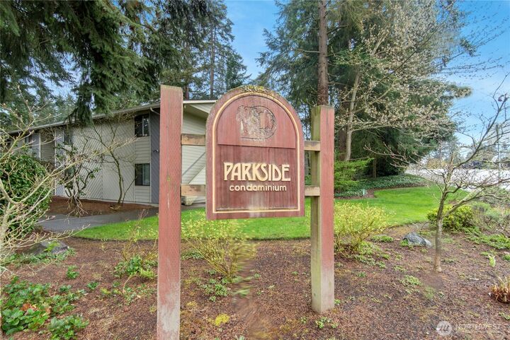 Property Photo:  5506  220th Street SW A102  WA 98043 