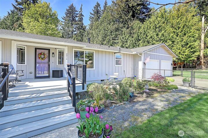 Property Photo:  2976  Janet Avenue  WA 98282 