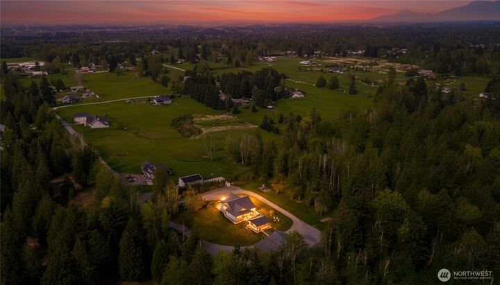 Property Photo:  547 E Smith Road  WA 98226 