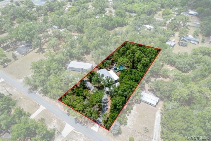 Property Photo:  2242 N Donovan Avenue  FL 34428 