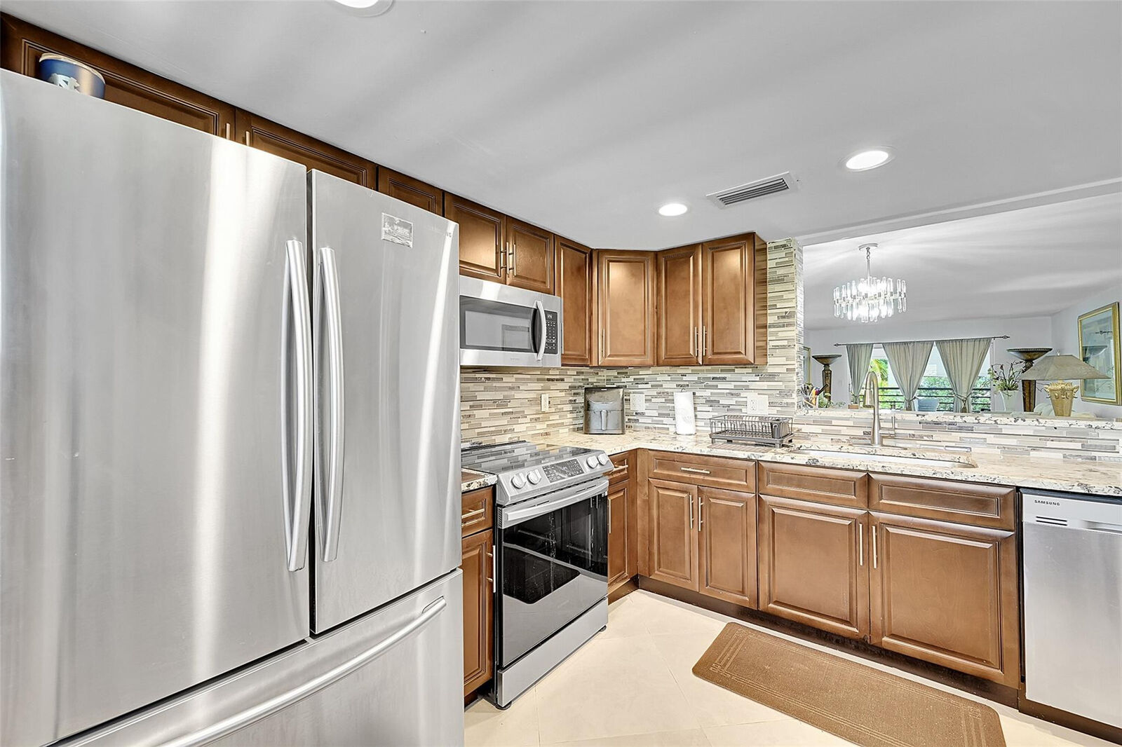 Property Photo:  2804 Victoria Way C3  FL 33066 