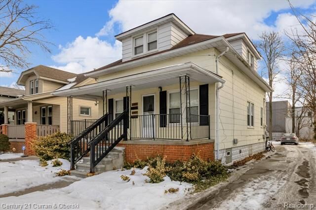 Property Photo:  23919 Oxford #2 Street  MI 48124 