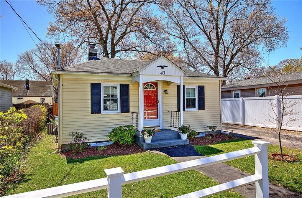 Property Photo:  40 Northup Street  RI 02889 