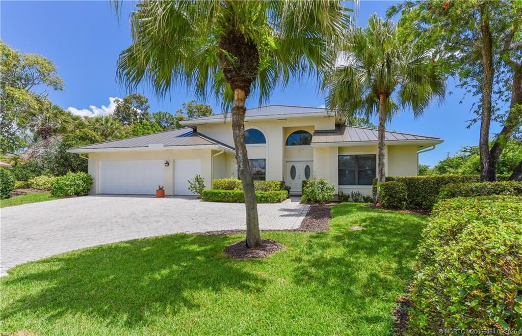 Property Photo:  4104 SW Gleneagle Circle  FL 34990 