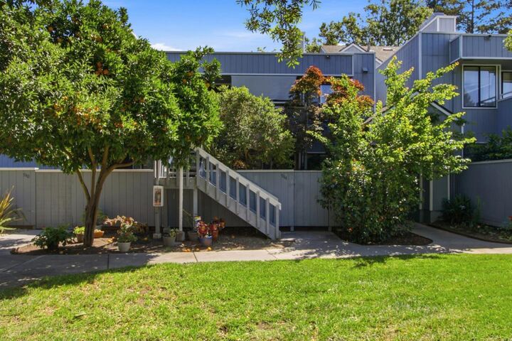 Property Photo:  942 La Barbera Drive  CA 95126 