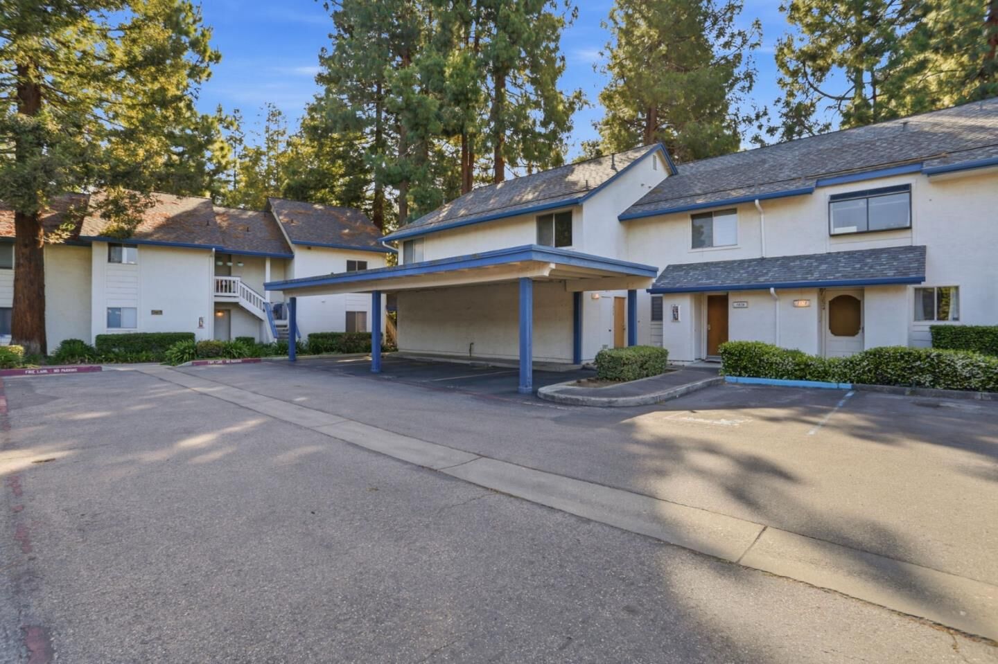 Property Photo:  1028 Summermist Court  CA 95122 